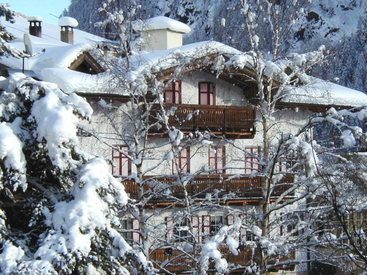 Casa Riz Appartement Campitello di Fassa Buitenkant foto